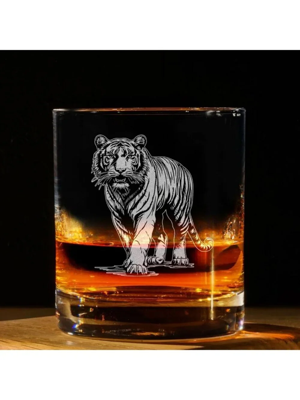 Vintage Engraved Tiger Whiskey Glass - Unique Wildlife Gift for Bar Decor